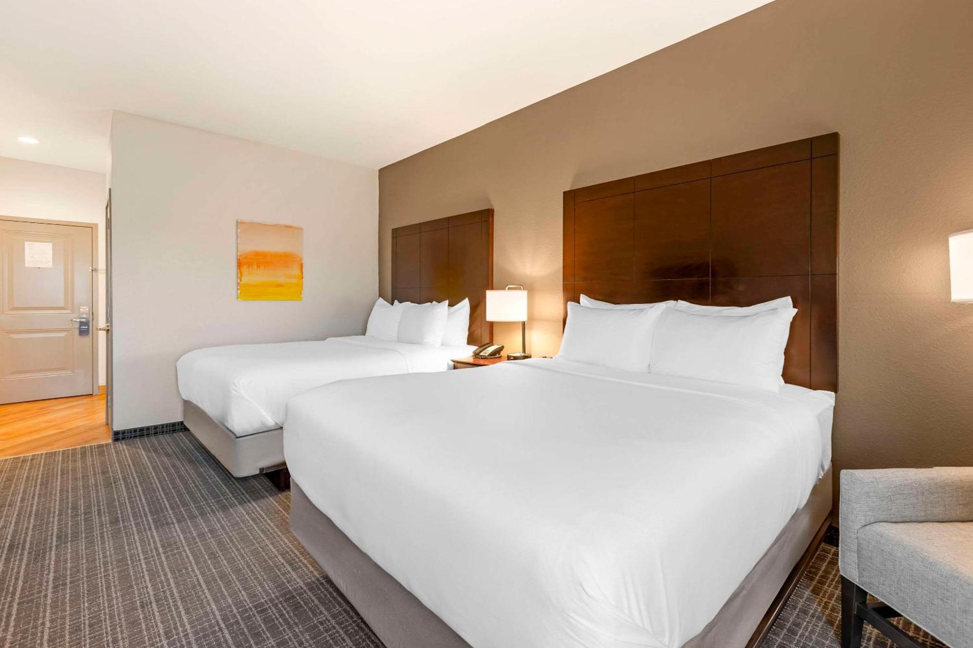 Comfort Inn & Suites Verona At Turning Stone Resort Casino Εξωτερικό φωτογραφία