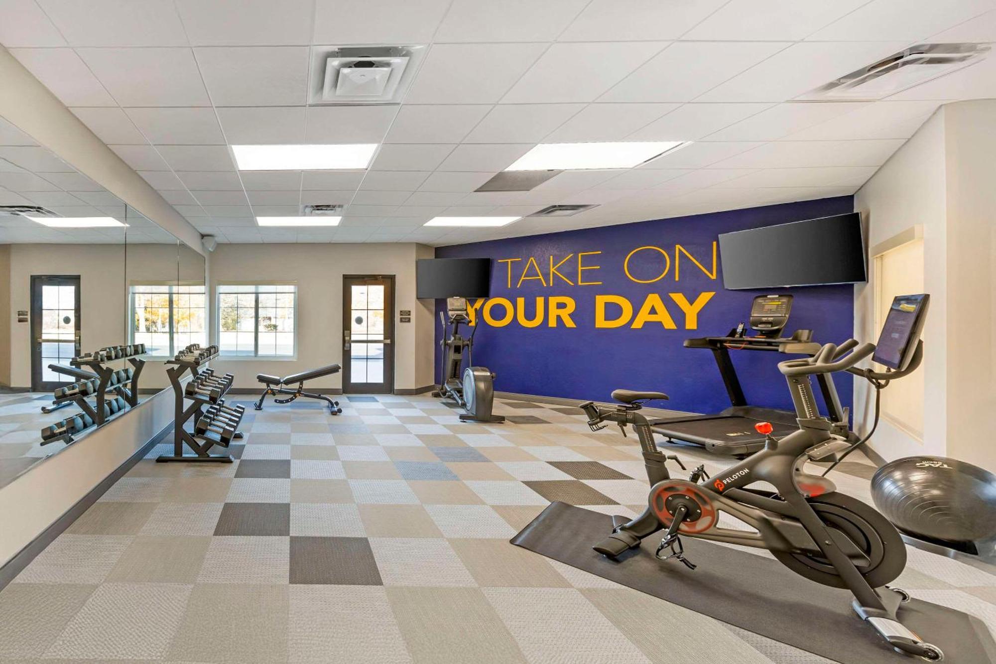 Comfort Inn & Suites Verona At Turning Stone Resort Casino Εξωτερικό φωτογραφία