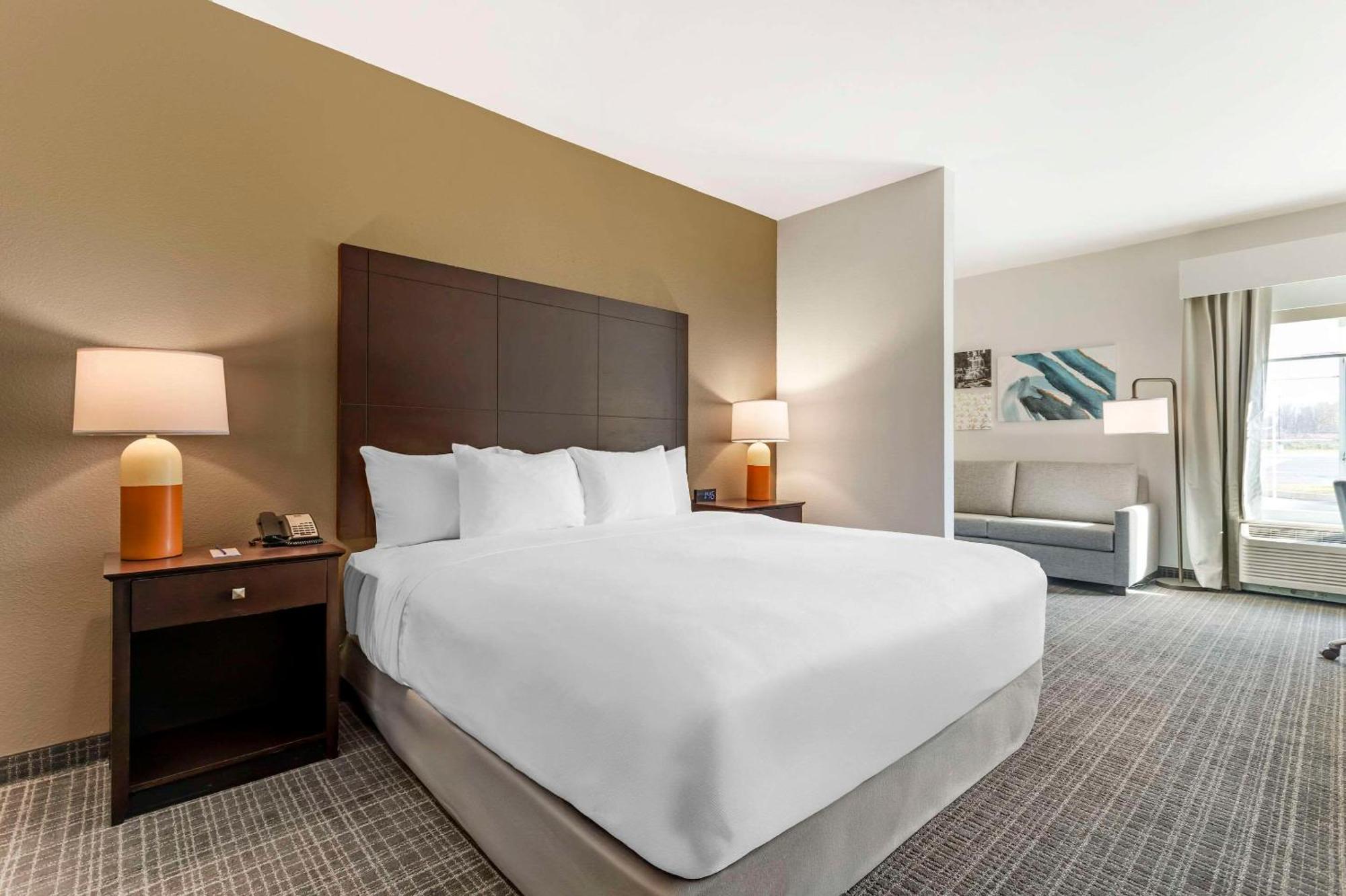 Comfort Inn & Suites Verona At Turning Stone Resort Casino Εξωτερικό φωτογραφία