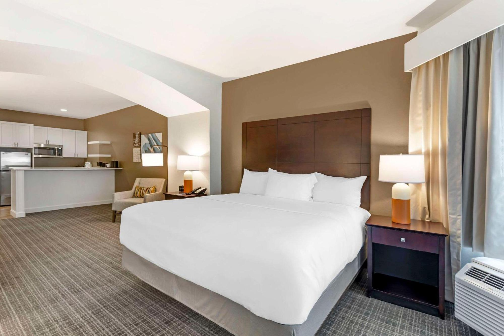 Comfort Inn & Suites Verona At Turning Stone Resort Casino Εξωτερικό φωτογραφία