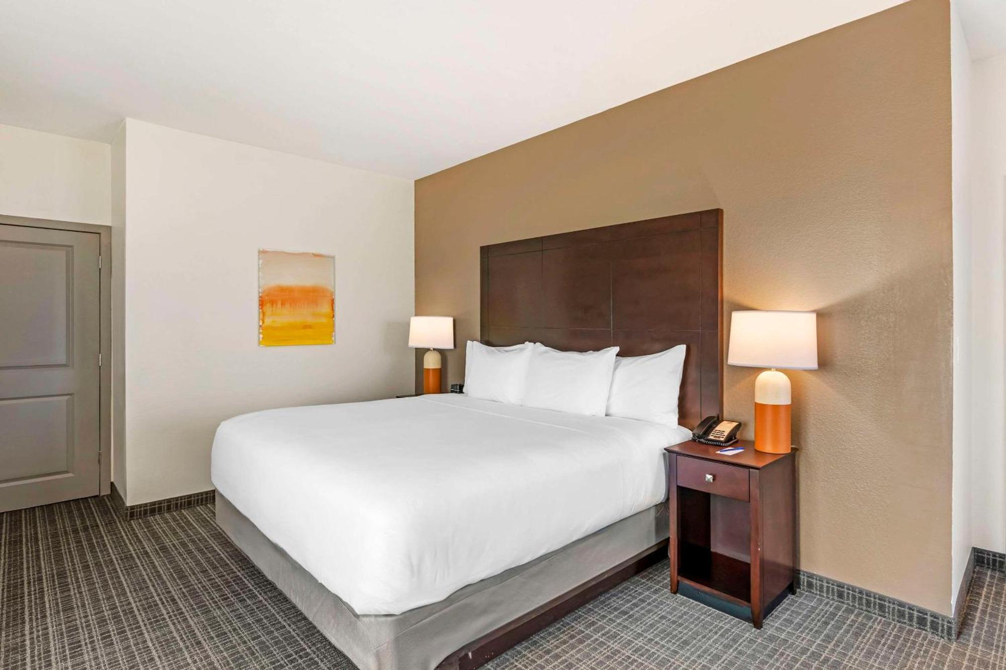 Comfort Inn & Suites Verona At Turning Stone Resort Casino Εξωτερικό φωτογραφία