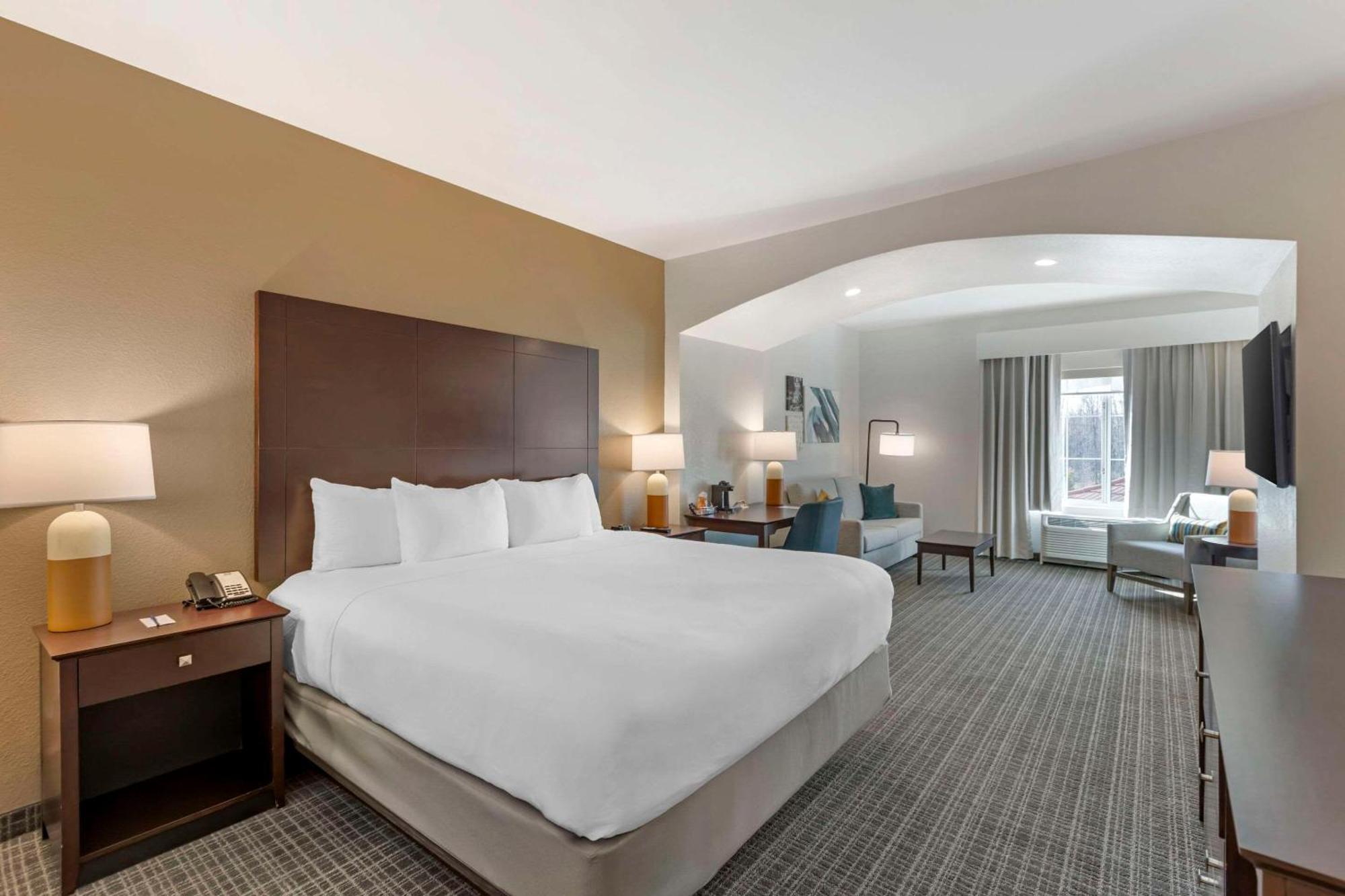 Comfort Inn & Suites Verona At Turning Stone Resort Casino Εξωτερικό φωτογραφία