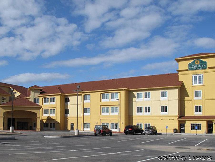 Comfort Inn & Suites Verona At Turning Stone Resort Casino Εξωτερικό φωτογραφία