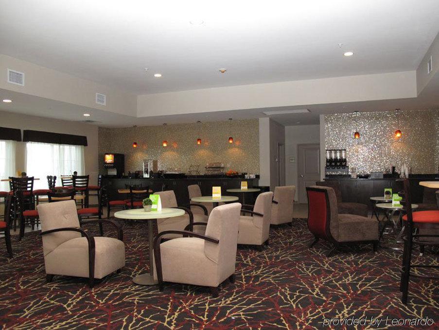 Comfort Inn & Suites Verona At Turning Stone Resort Casino Εξωτερικό φωτογραφία